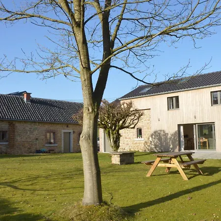 Countryside Holiday In With Fenced Garden And Bbq