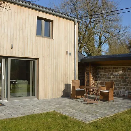 Countryside Holiday In With Fenced Garden And Bbq *